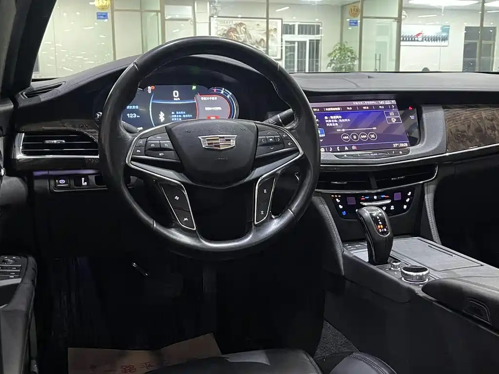 Cadillac CT6 2019 — фото 12