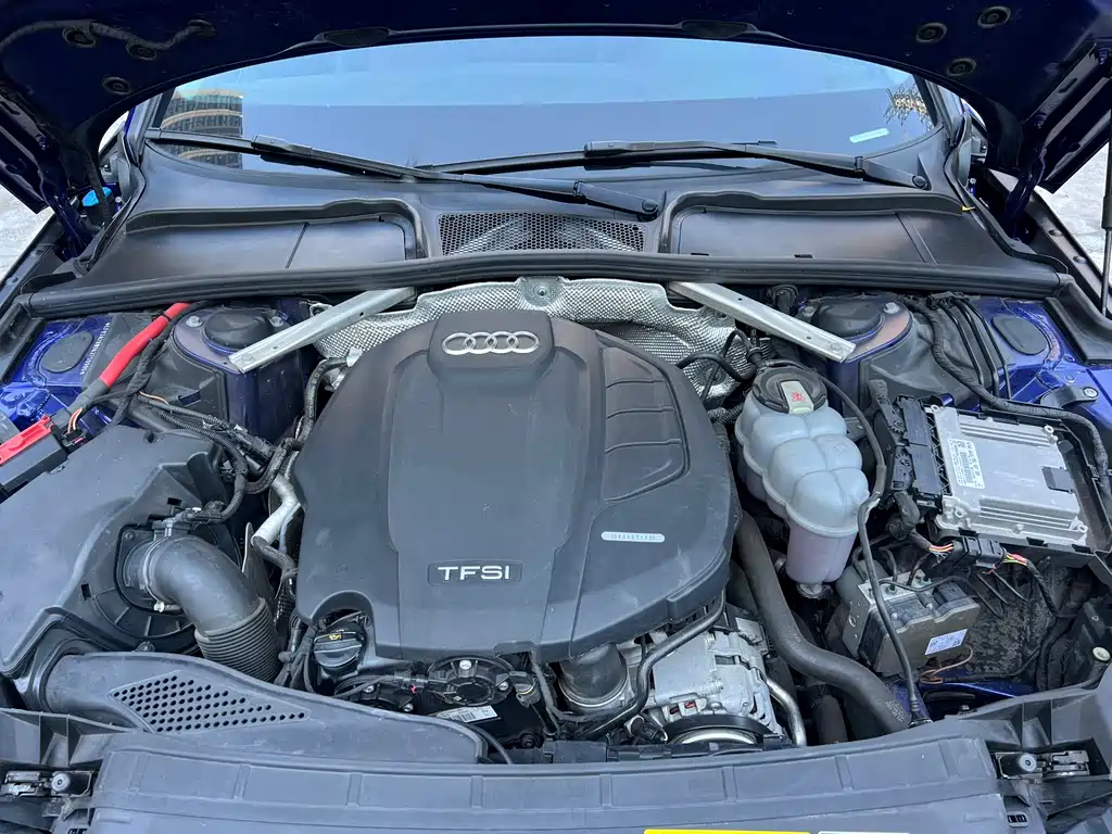 Audi A4L 2019
