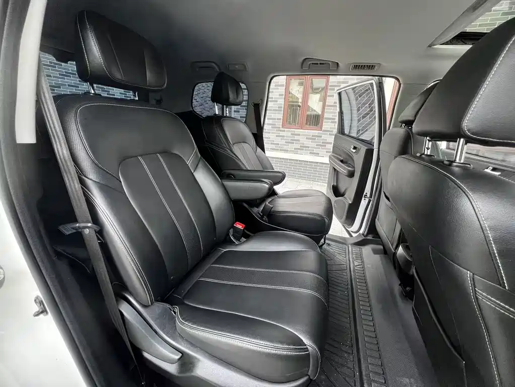 GAC Motor Trumpchi M6 2021 — фото 10