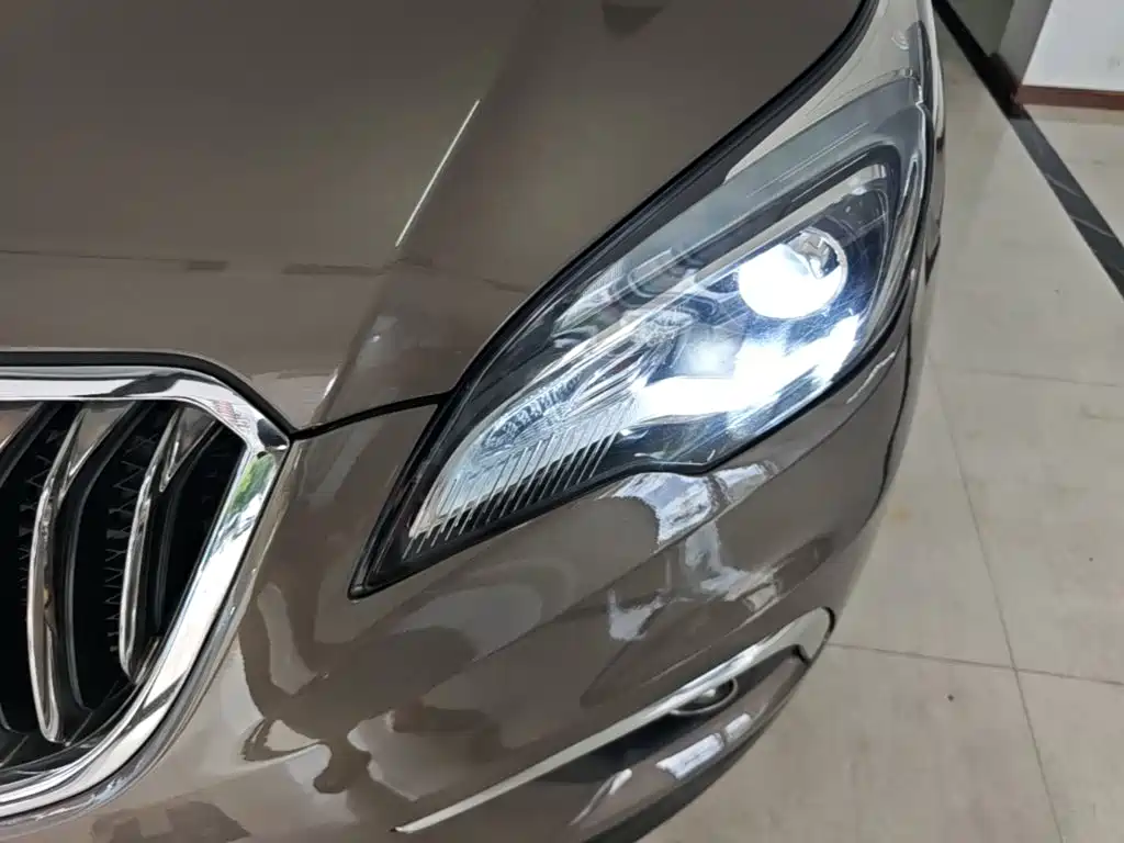 Buick Envision Plus 2016 — фото 24