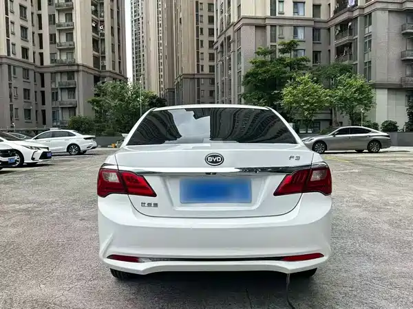 BYD F3 2021
