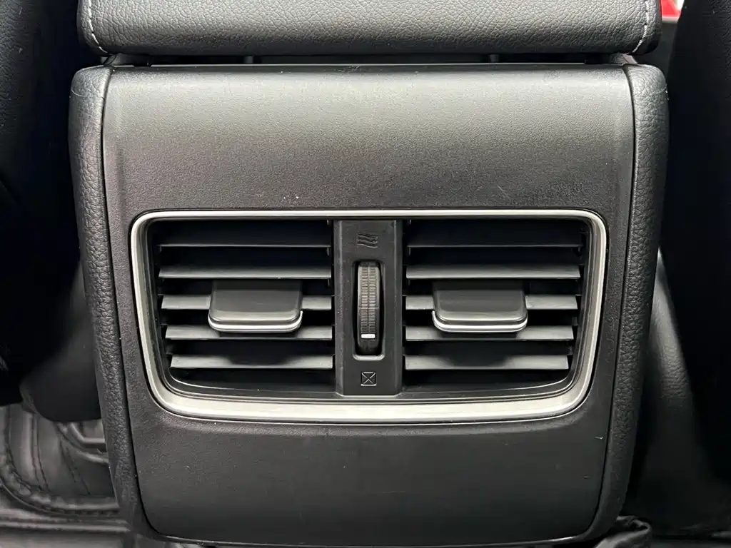 Honda Accord 2020 — фото 13