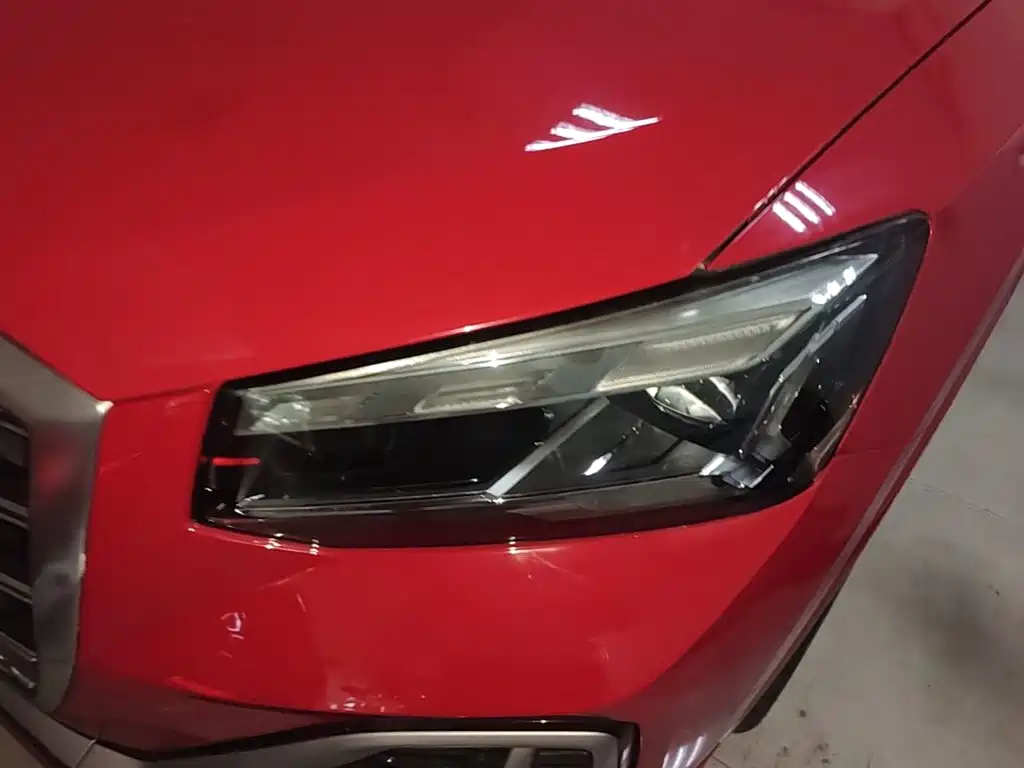 Audi Q2L 2023 — фото 24