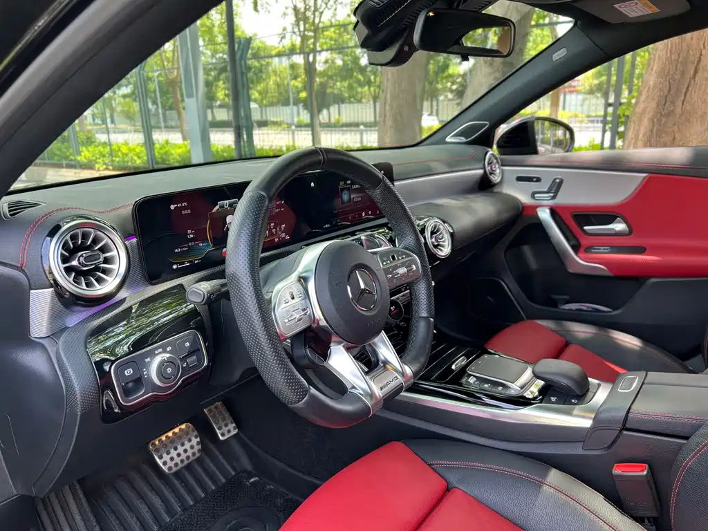 Mercedes-Benz A-Class AMG 2023 — фото 9