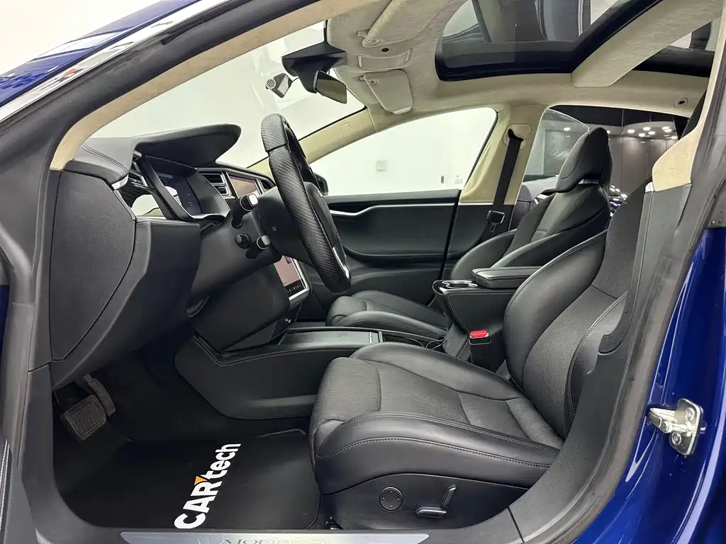 Tesla Model S 2017 — фото 12