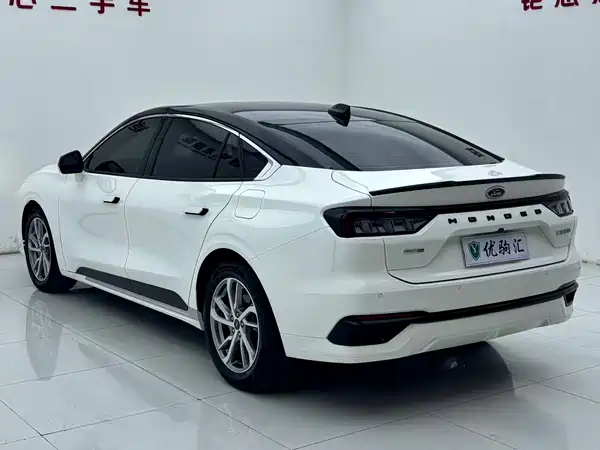 Ford Mondeo 2022