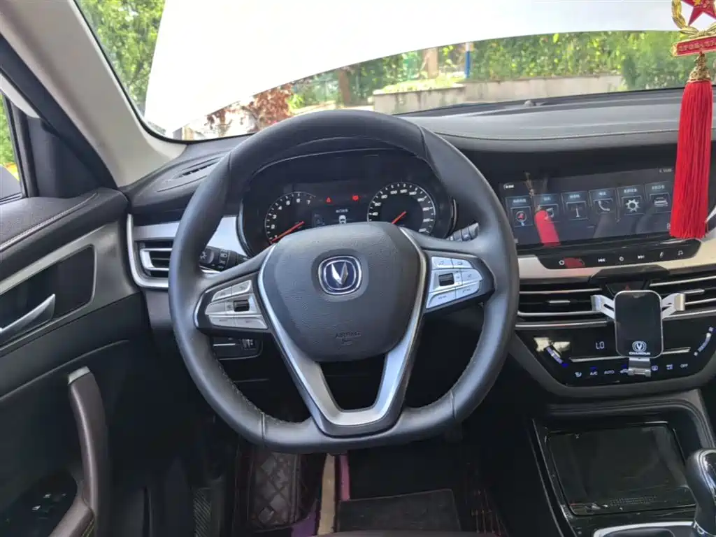 Changan CS35PLUS 2019 — фото 11
