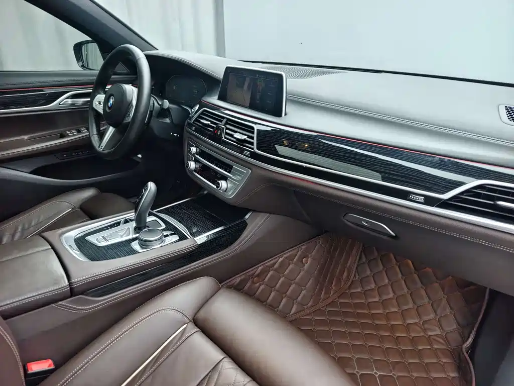 BMW 7 Series 2022 — фото 15