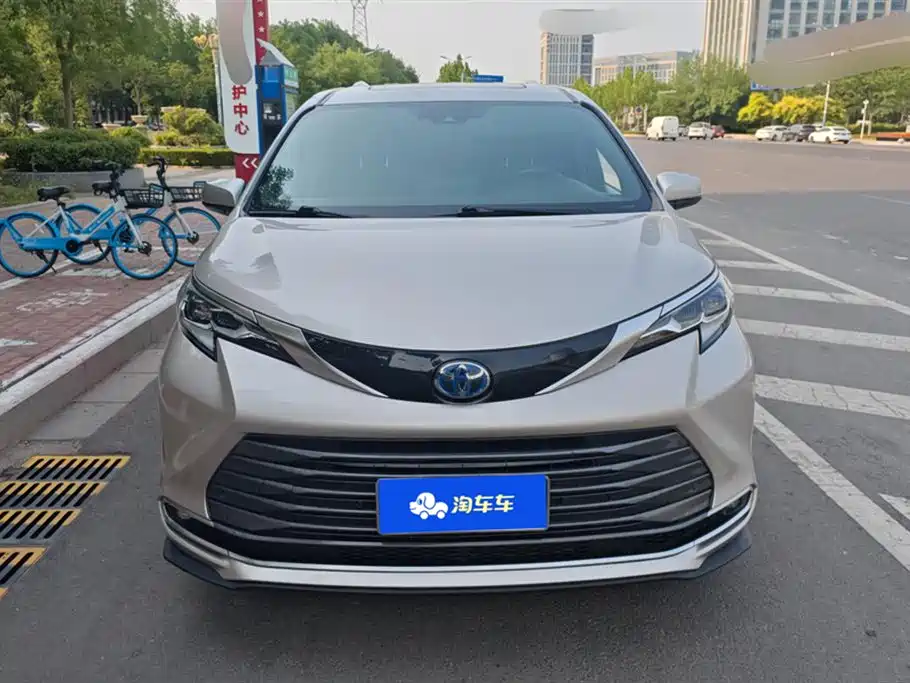 Toyota Sienna 2022