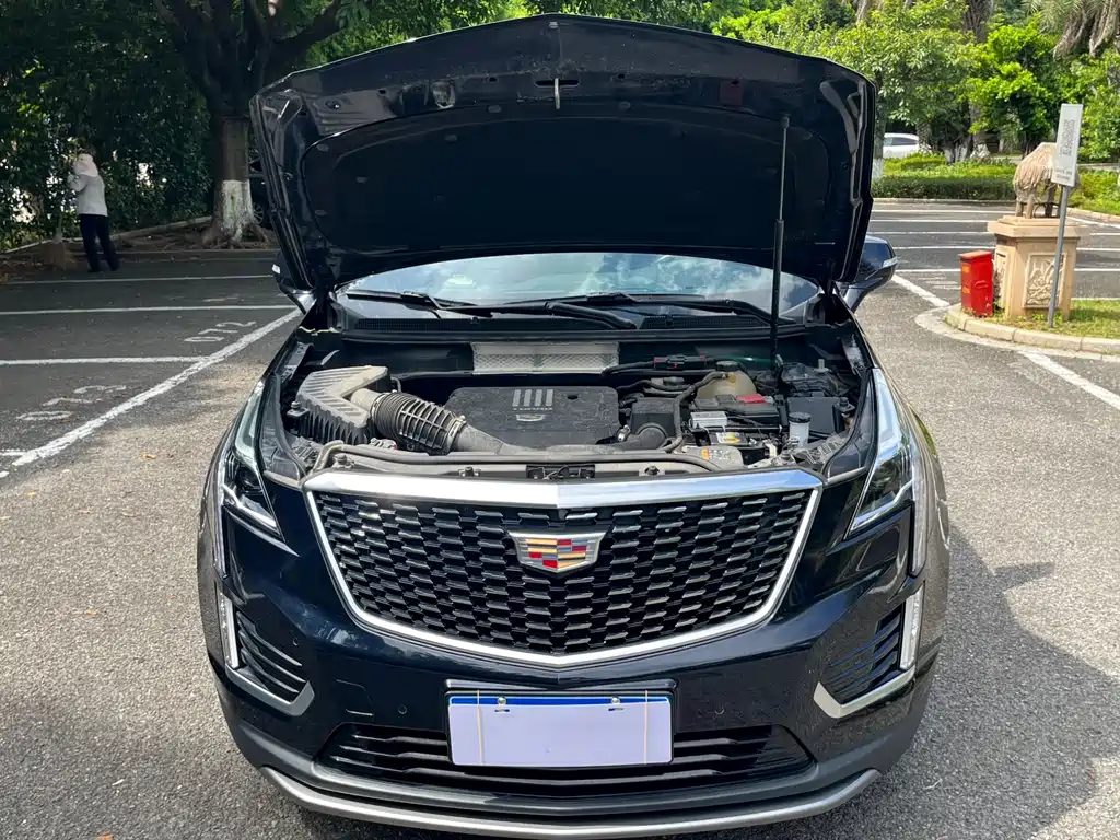 Cadillac XT5 2022 — фото 10