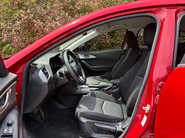 Mazda 3 Axela 2019
