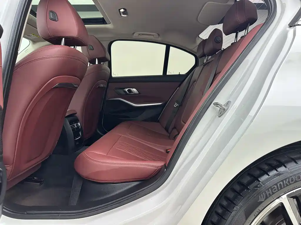 BMW 3 Series 2023