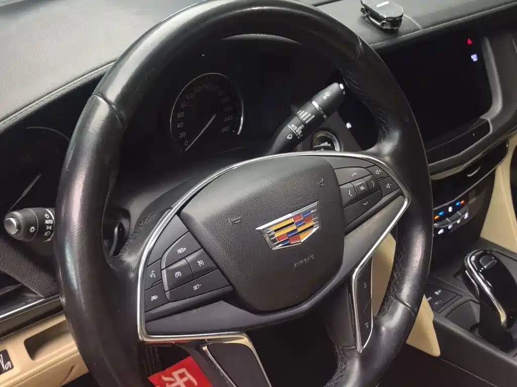 Cadillac CT6 2020 — фото 14