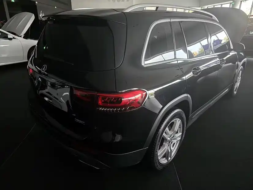 Mercedes-Benz GLB 2022