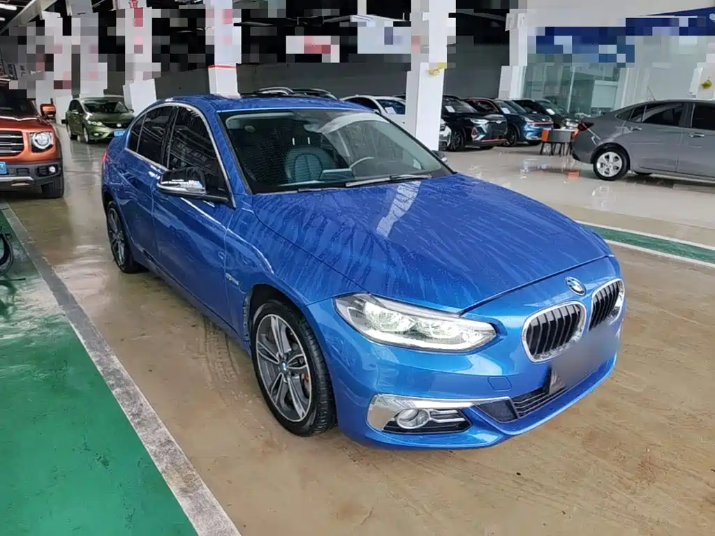 BMW 1 Series 2018 — фото 4