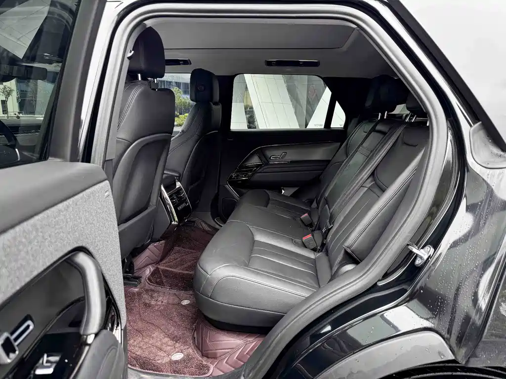 Land Rover Range Rover Sport 2024 — фото 14