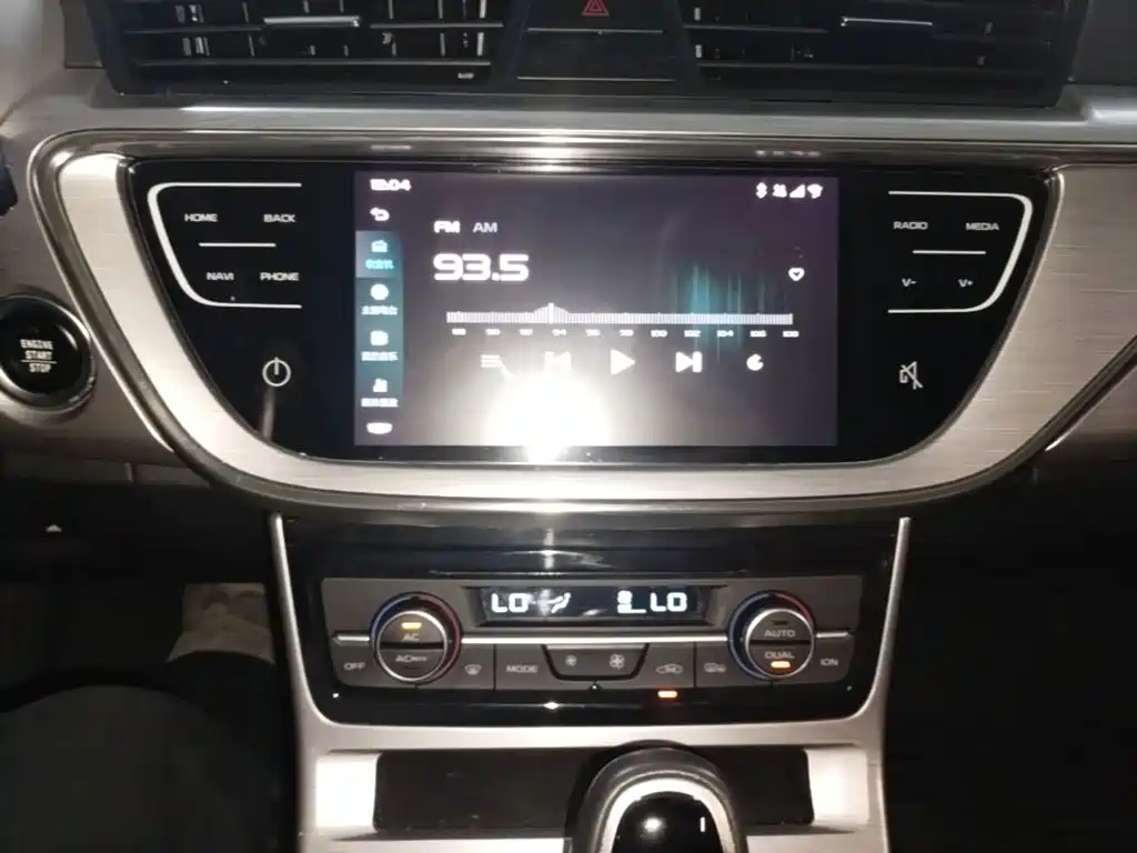 Geely Emgrand GS 2019 — фото 13