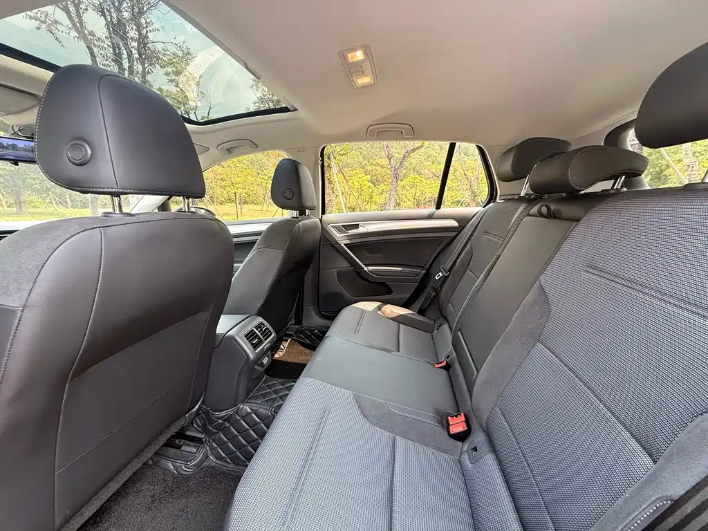 Volkswagen Golf 2020