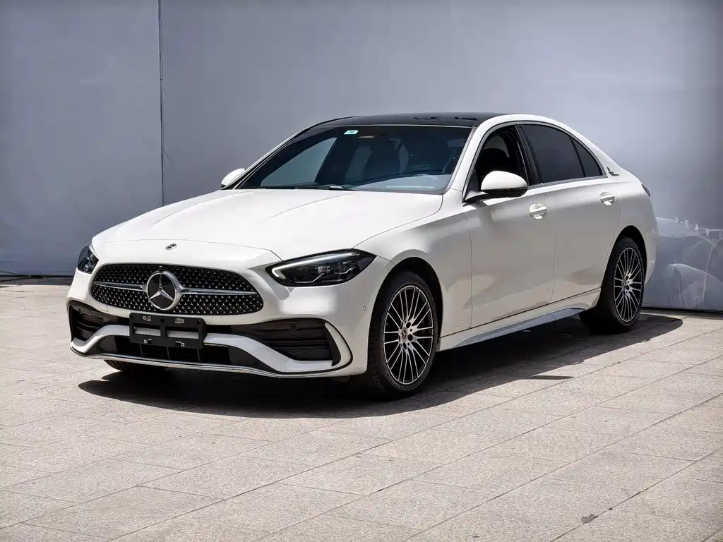 Mercedes-Benz C-Class 2025 — фото 1