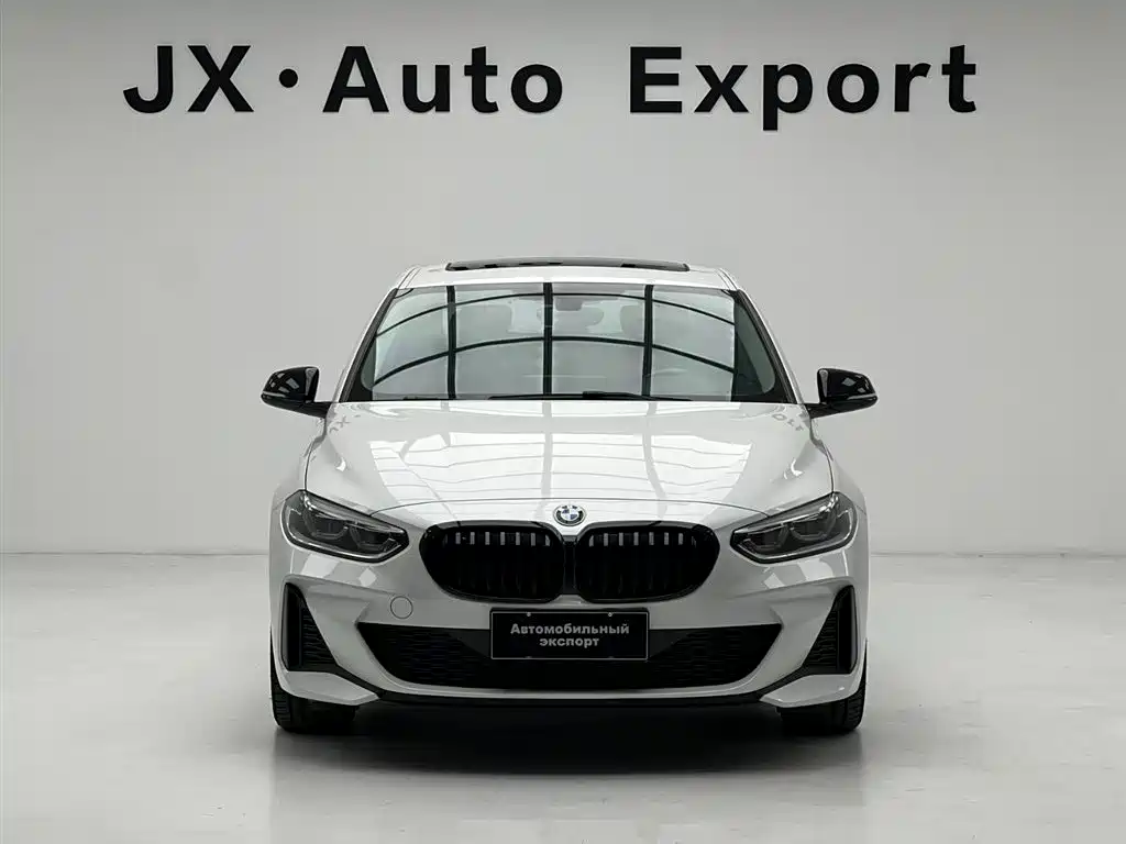 BMW 1 Series 2021