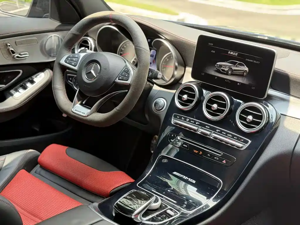 Mercedes-Benz C-Class AMG 2019 — фото 10