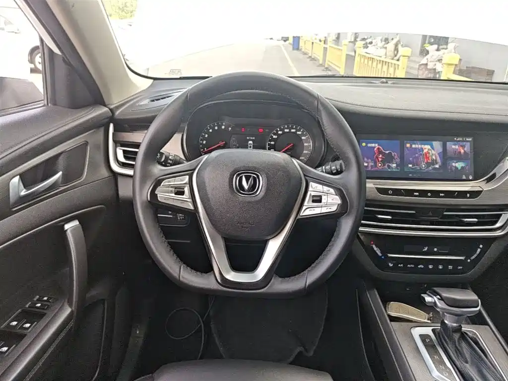 Changan CS35PLUS 2019 — фото 11