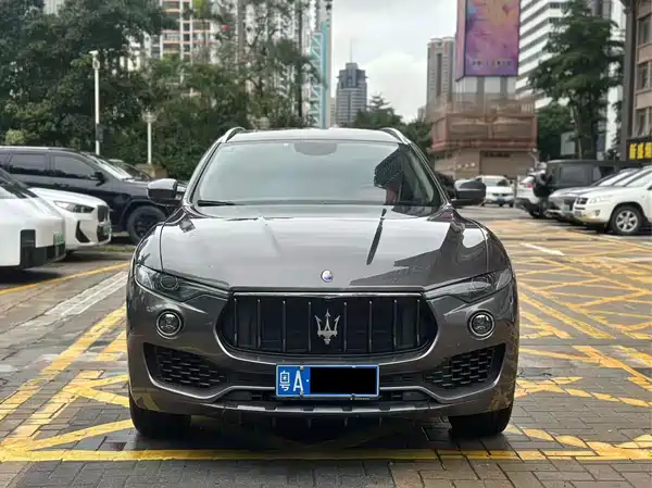 Maserati Levante 2016