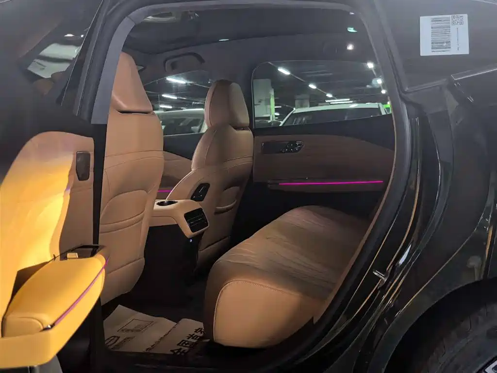 Geely Galaxy Starshine 8 2025 — фото 11