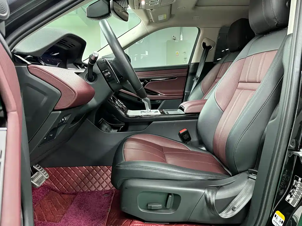 Land Rover Evoque 2022 — фото 10