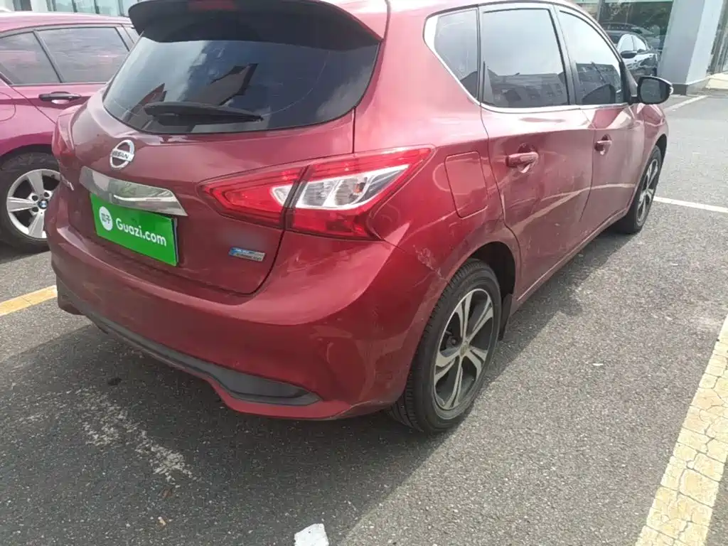 Nissan Tiida 2018 — фото 8