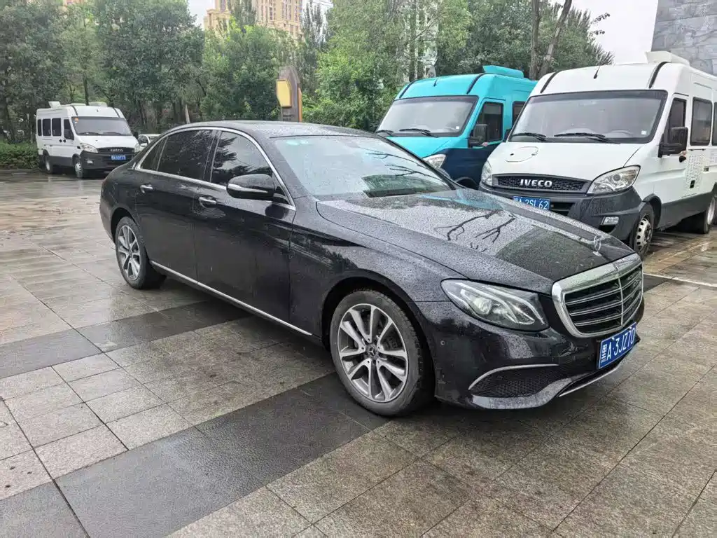 Mercedes-Benz E-Class 2018 — фото 3