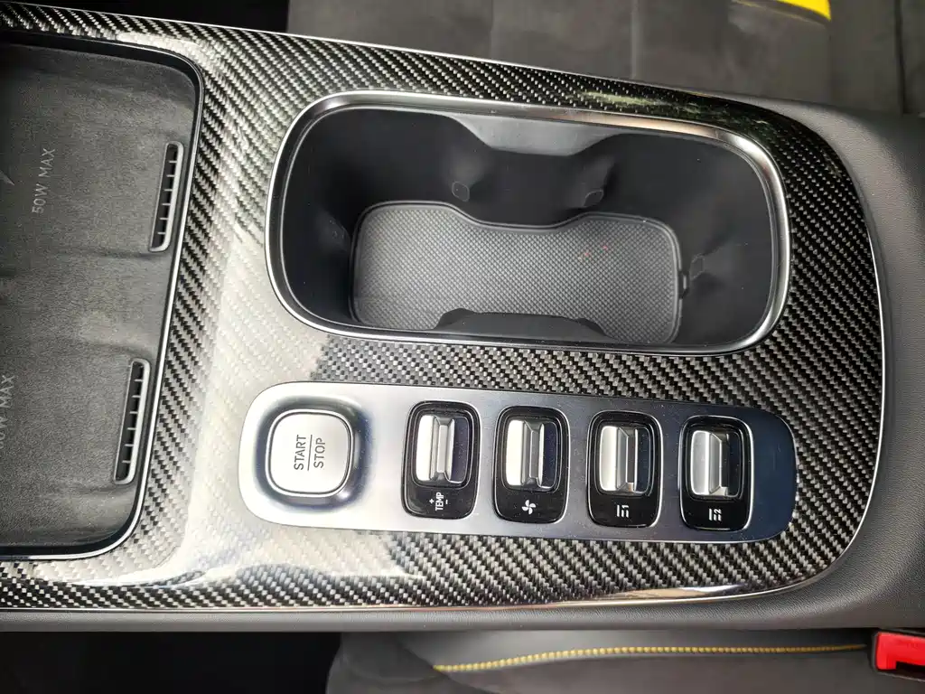 Xiaomi SU7 Ultra 2025 — фото 14
