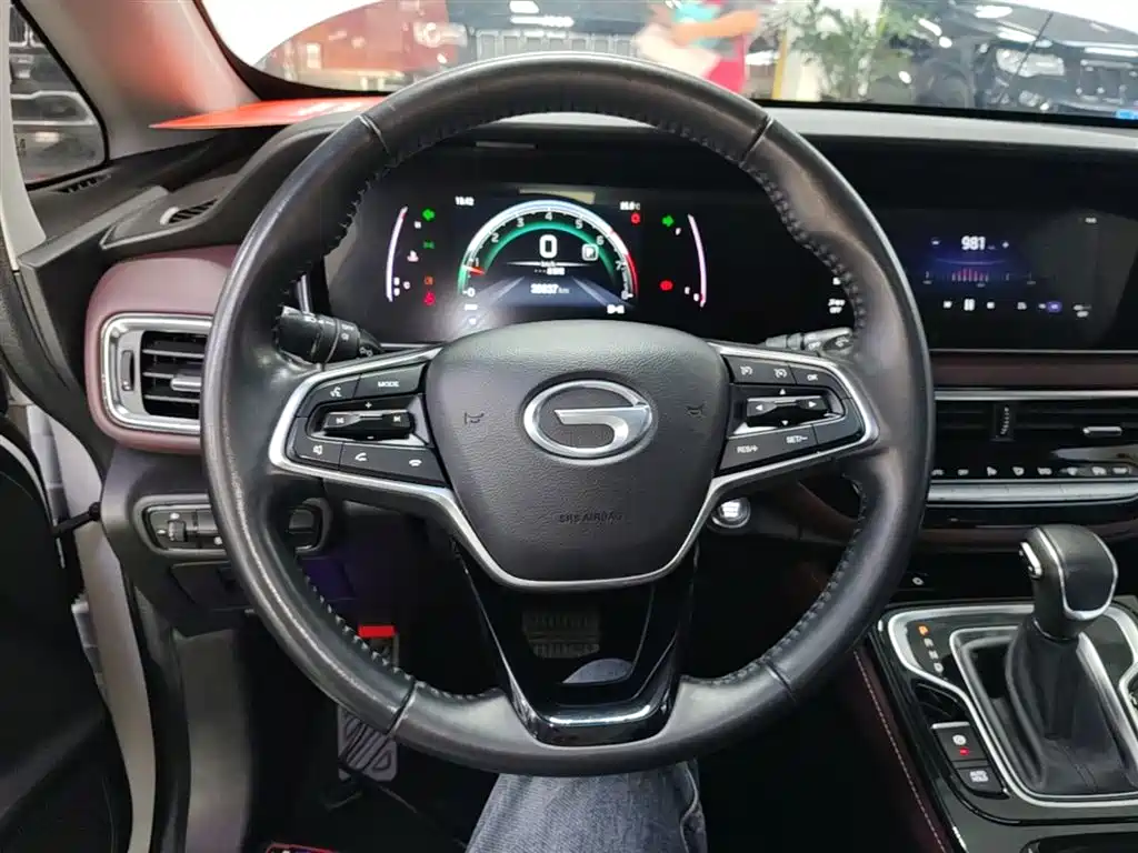 GAC Motor Trumpchi M6 2023 — фото 11