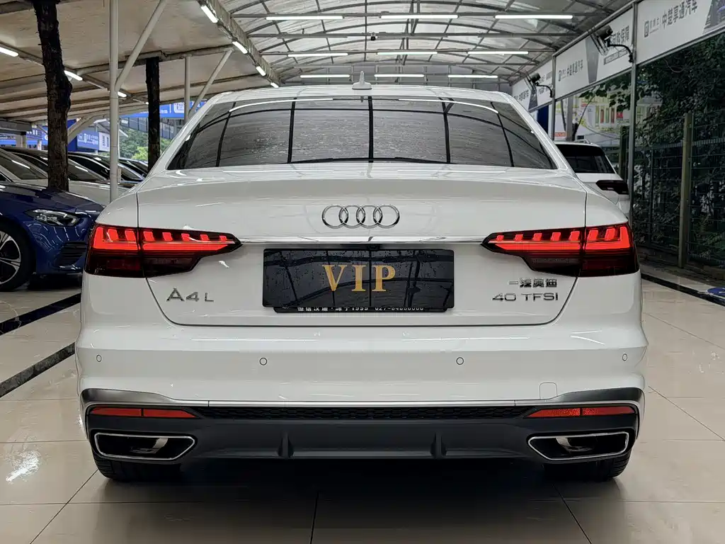 Audi A4L 2020 — фото 14