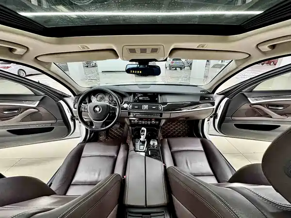 BMW 5 Series 2016
