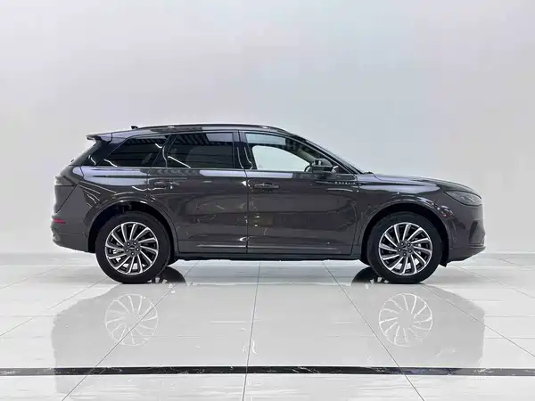 Lincoln Corsair 2024