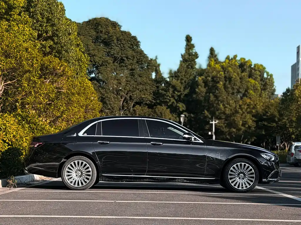 Mercedes-Benz E-Class 2018 — фото 4