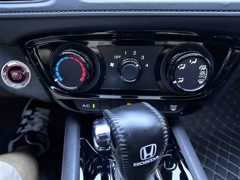 Honda Vezel 2022 — фото 14
