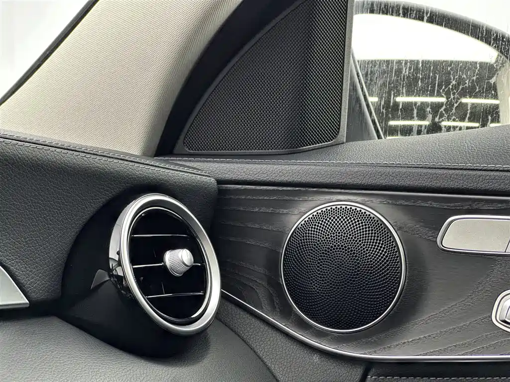 Mercedes-Benz C-Class 2018 — фото 13