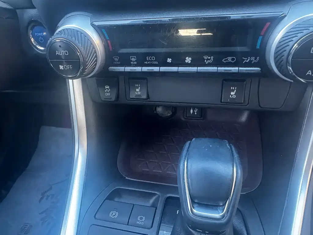 Toyota RAV4 2023
