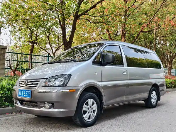 Dongfeng Lingzhi 2016