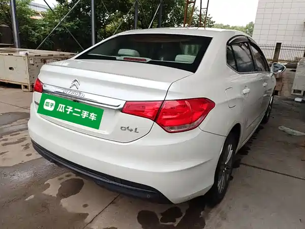 Citroën C4L 2015