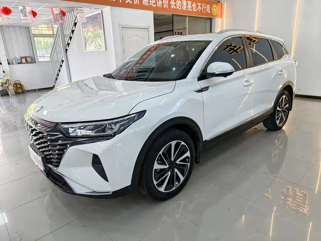 Dongfeng Fengshen AX7 2021 — фото 1