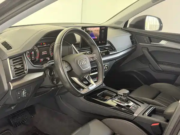 Audi Q5L 2022