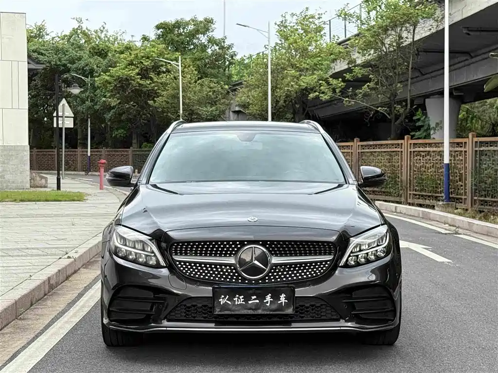 Mercedes-Benz C-Class 2020