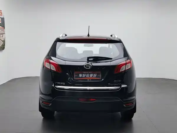 GAC Trumpchi GS5 2014