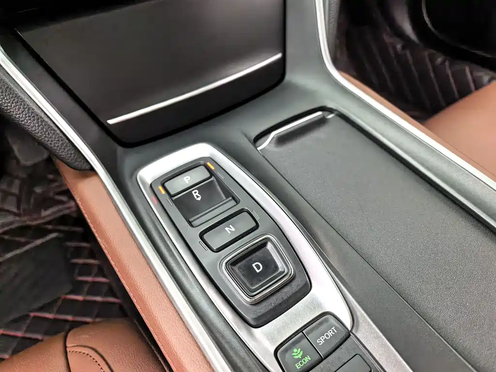 Honda Inspire 2022 — фото 16