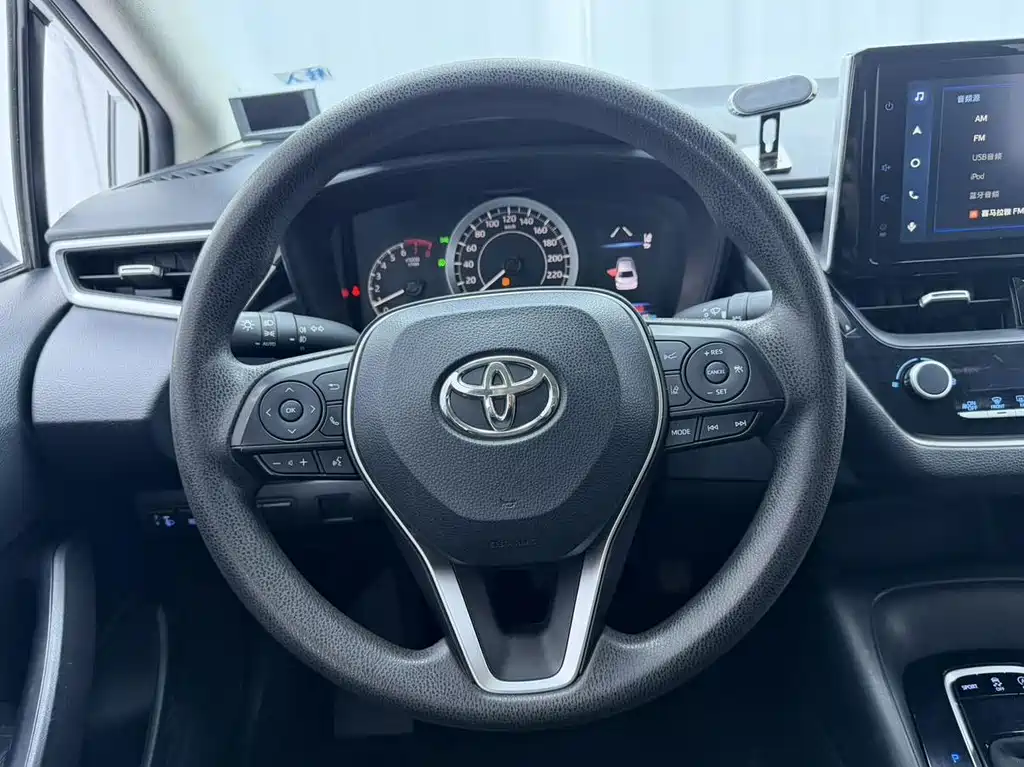 Toyota Corolla 2022 — фото 12