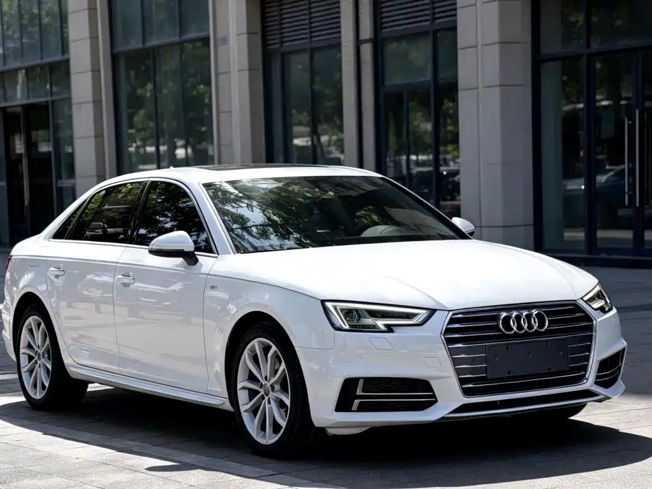 Audi A4L 2018