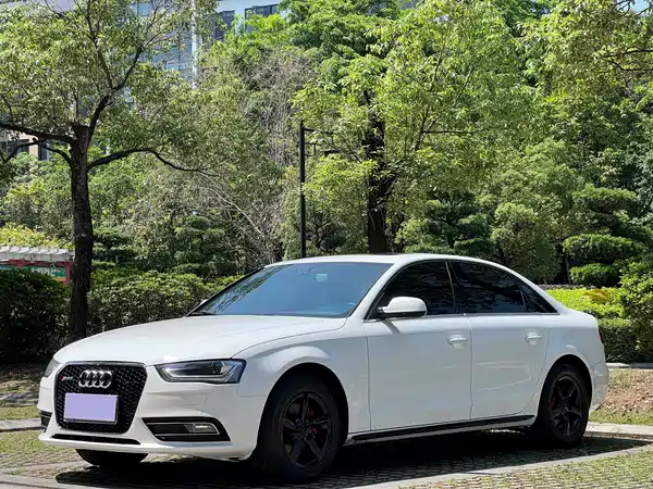 Audi A4L 2013